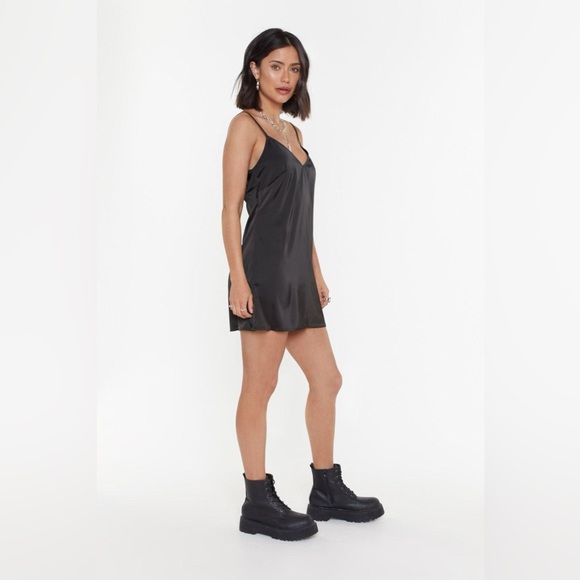 🌻HP🌻NastyGal Collection 0 Black Satin Mini Dress, V-Neck - NWOT - Picture 2 of 10
